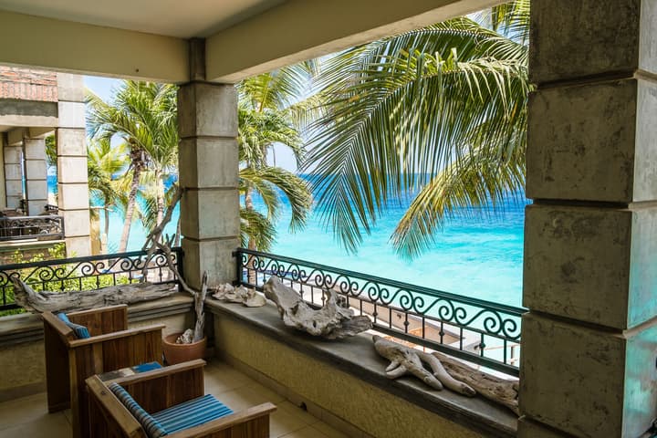 The Bellafonte - Luxury Oceanfront Hotel