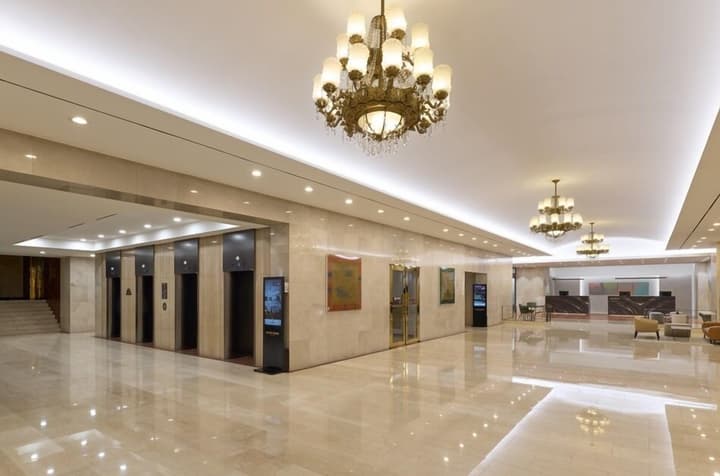 Hotel President