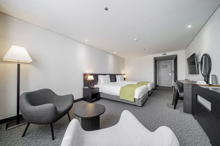 Hotel President