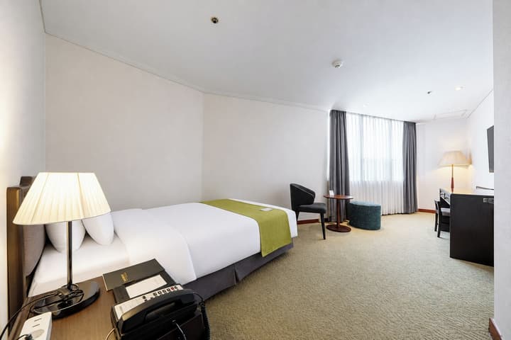Hotel President