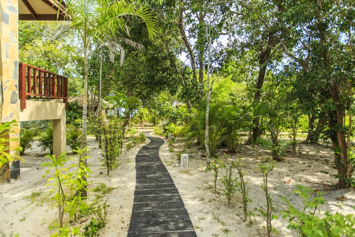 Koh Jum Beach Villas “A member of Secret Retreats”