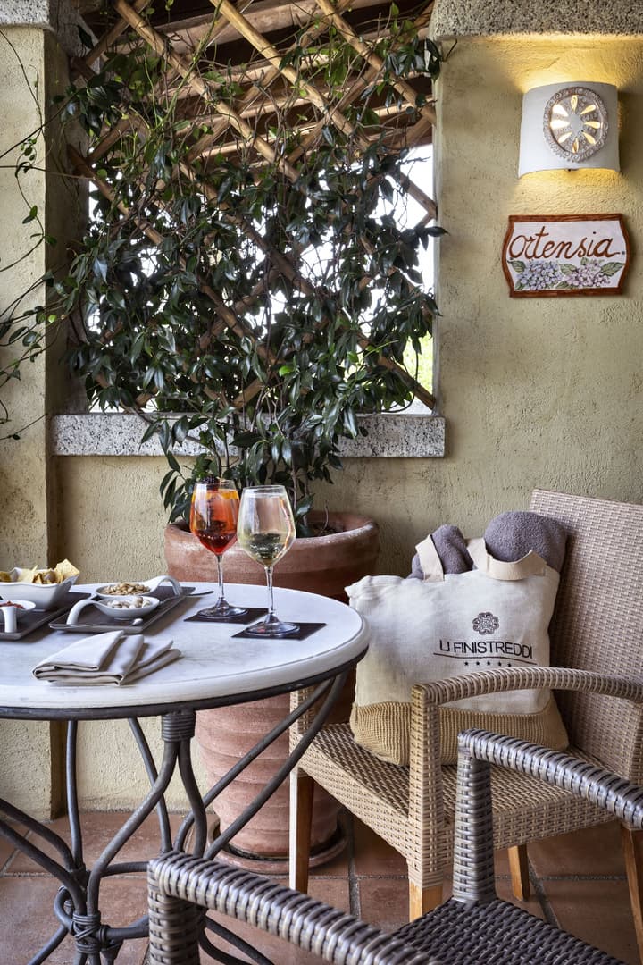 Li Finistreddi Exclusive Country Retreat