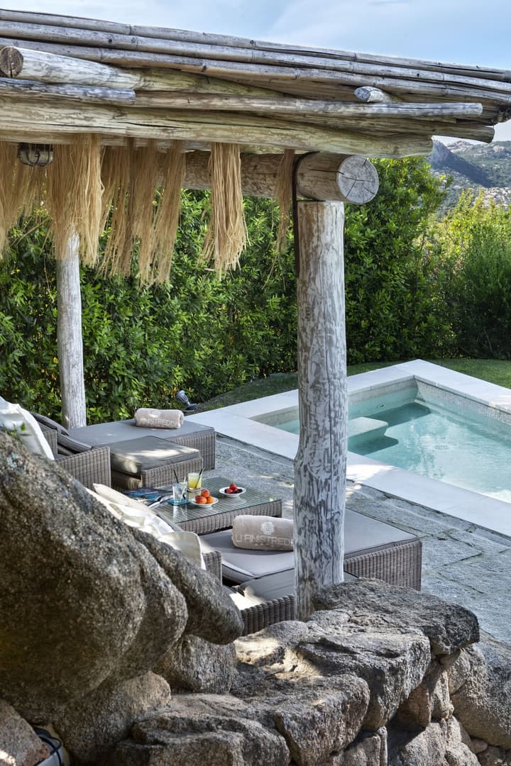 Li Finistreddi Exclusive Country Retreat