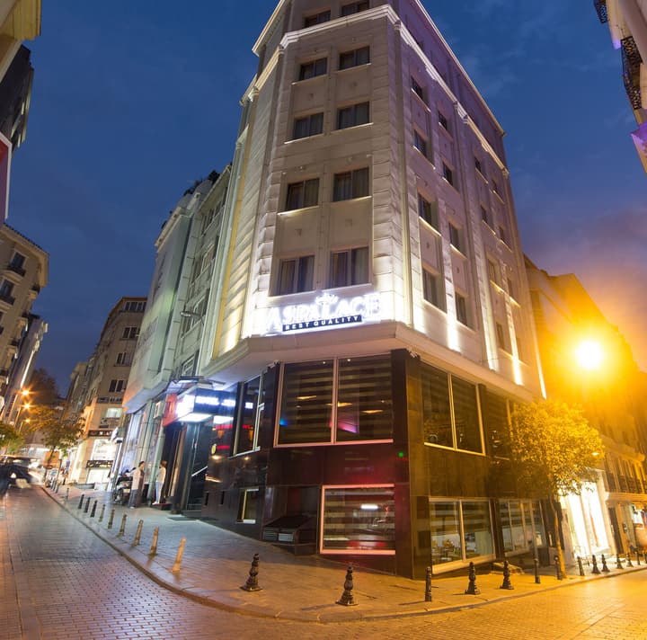 Aspalace Hotel