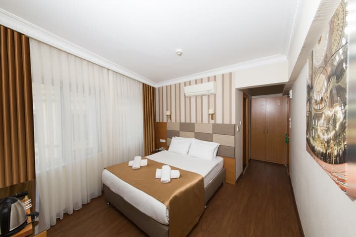 Aspalace Hotel