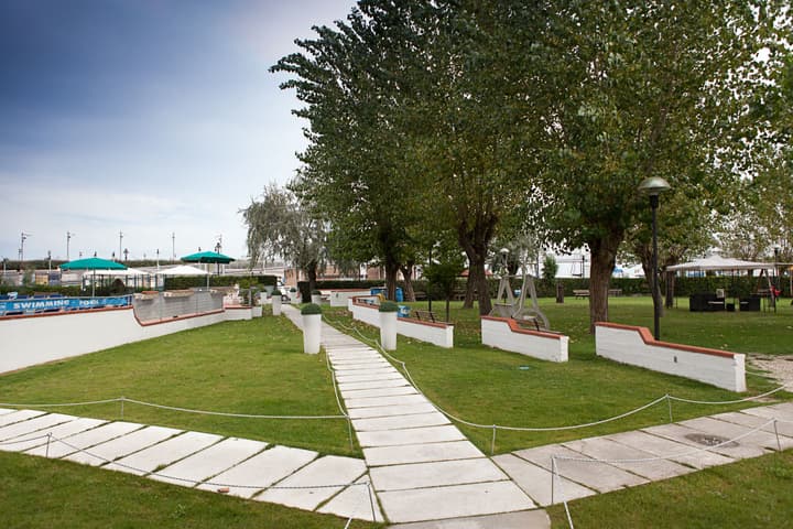 Hotel St. Gregory Park