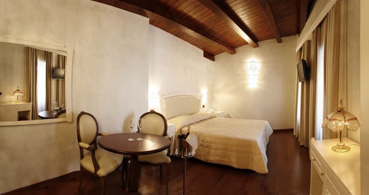 Hotel Rojan