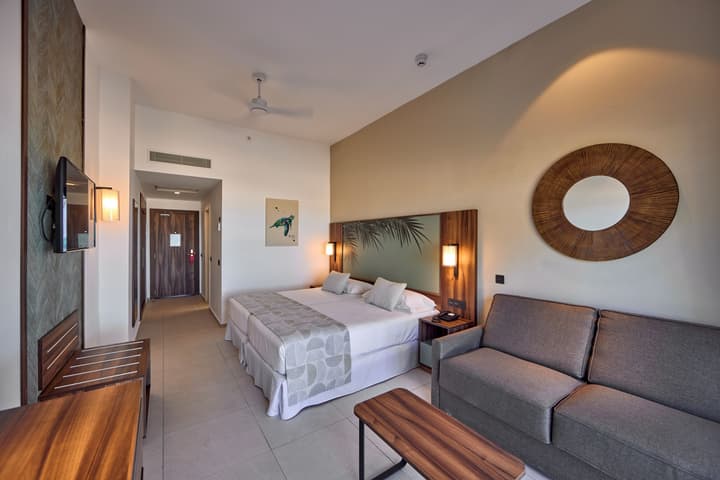 Hotel Riu Turquoise - All Inclusive