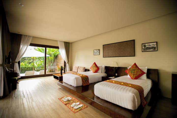 Senetan Villas and Spa Resort