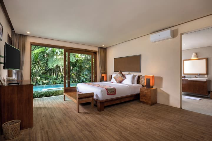 Senetan Villas and Spa Resort