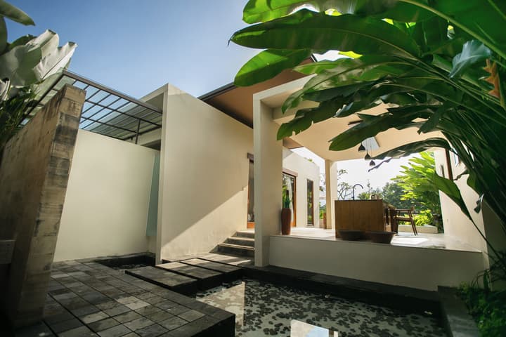 Senetan Villas and Spa Resort
