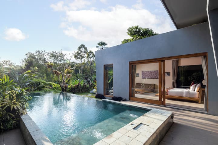 Senetan Villas and Spa Resort