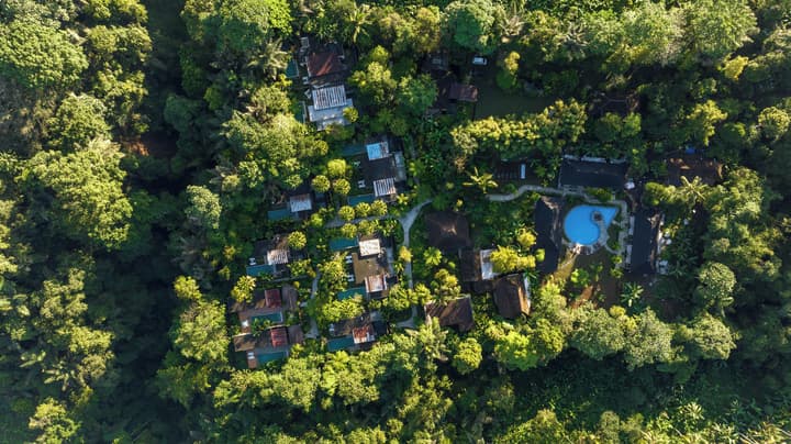 Senetan Villas and Spa Resort