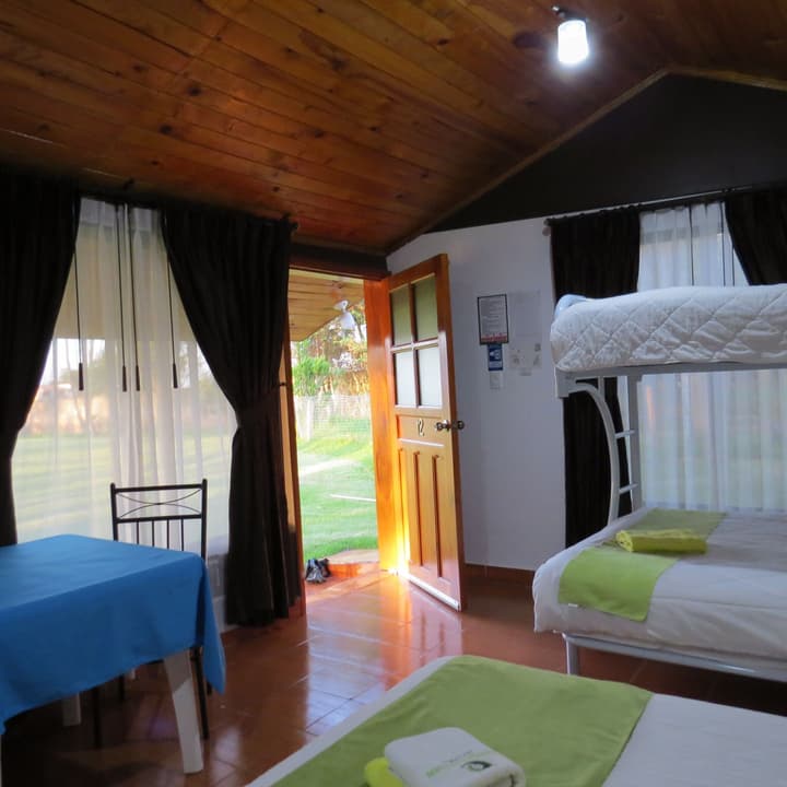 Hosteria Airport Garden