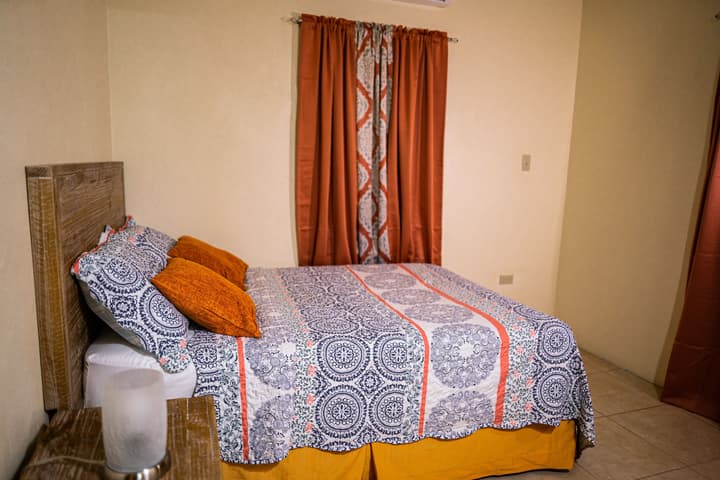 Connie's Comfort Suites