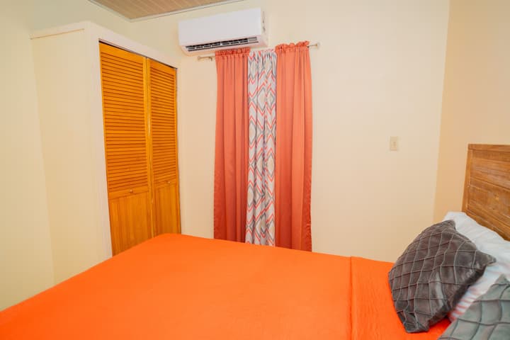 Connie's Comfort Suites