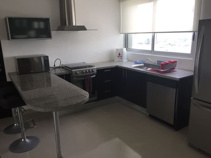 Suites Malecon Cancun