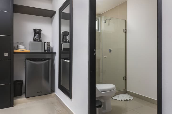 Suites Malecon Cancun