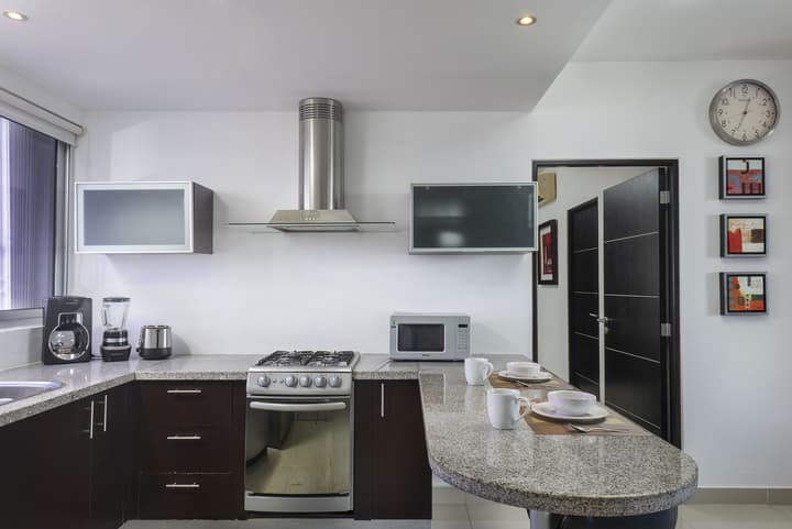 Suites Malecon Cancun