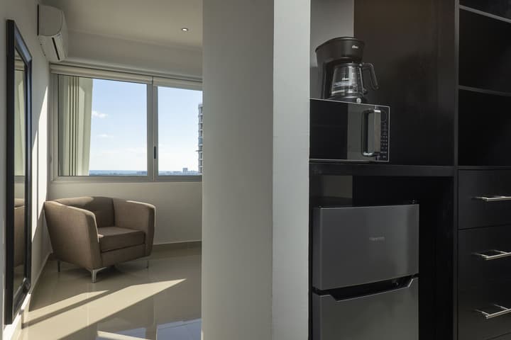 Suites Malecon Cancun