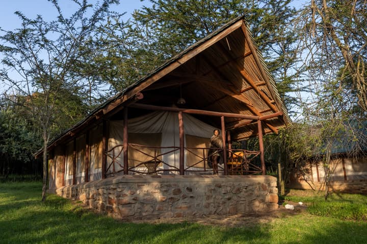 Sentrim Mara Game Lodge