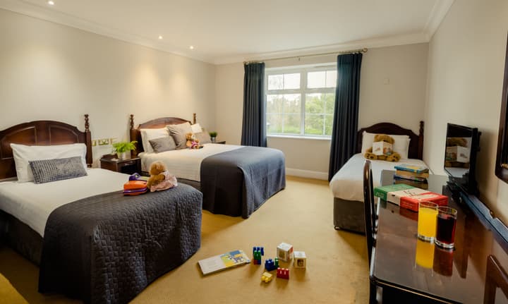 Twin Trees Hotel & Brusna Falls Leisure
