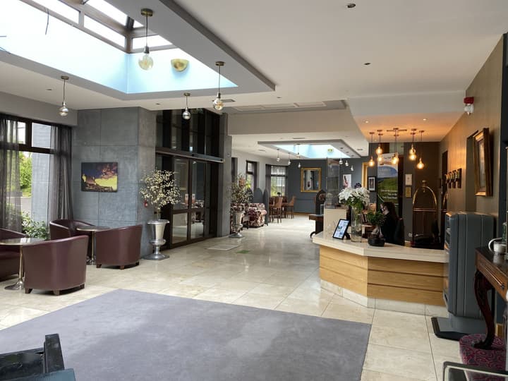 Twin Trees Hotel & Brusna Falls Leisure