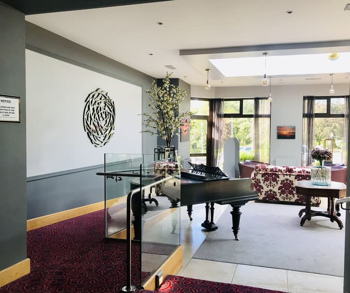 Twin Trees Hotel & Brusna Falls Leisure