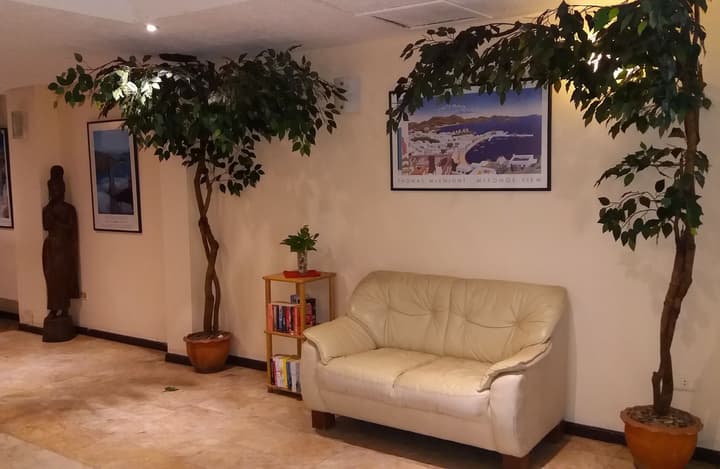 Paradise Inn