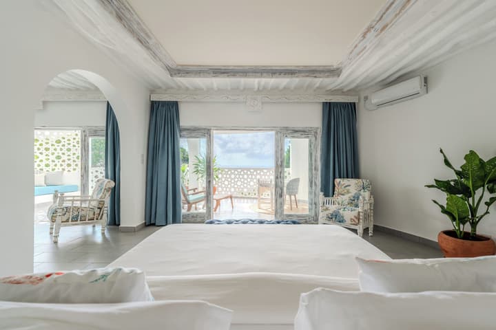 Chale Island Resort