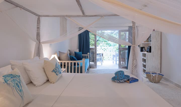 Chale Island Resort