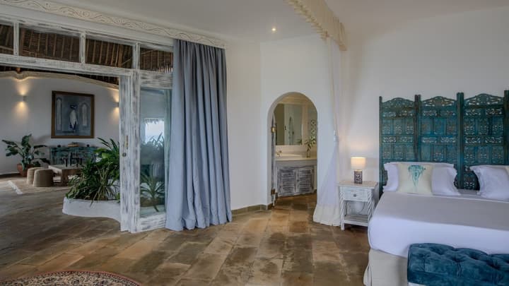Chale Island Resort