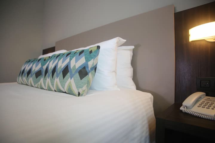 Aranjuez Hotel & Suites