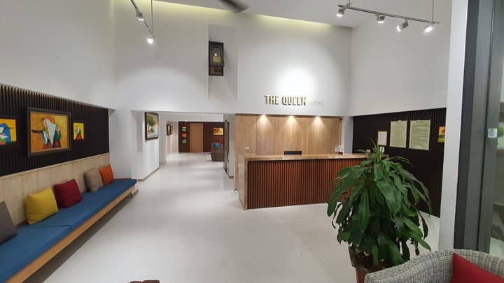 Queen Hotel Ninh Binh