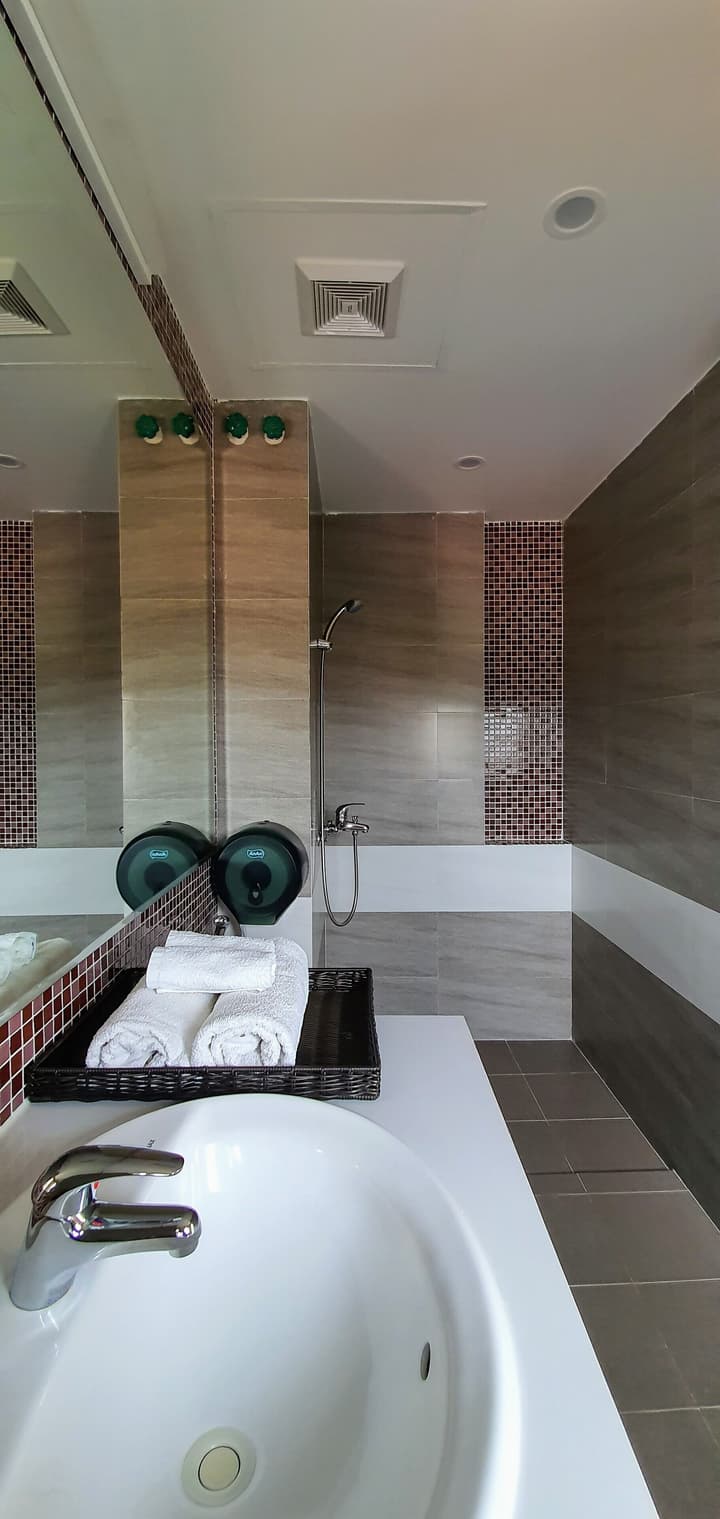 Queen Hotel Ninh Binh