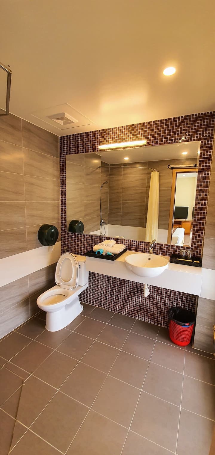 Queen Hotel Ninh Binh