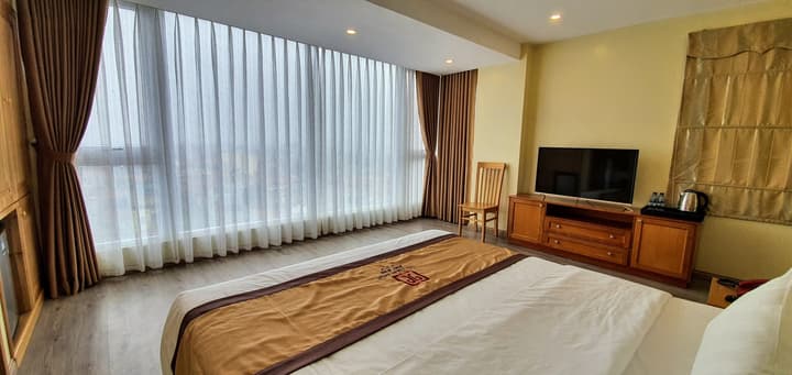 Queen Hotel Ninh Binh