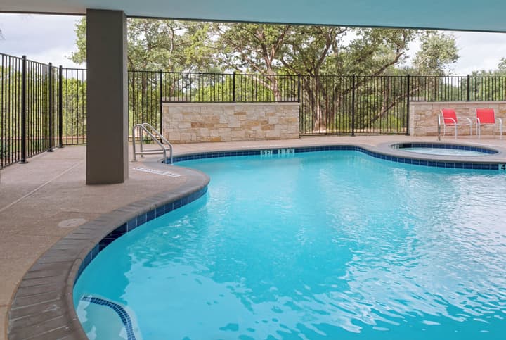 Holiday Inn Express & Suites Austin NW - Four Points by IHG