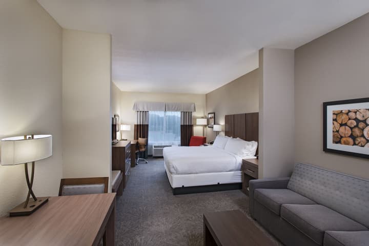 Holiday Inn Express & Suites Austin NW - Four Points by IHG