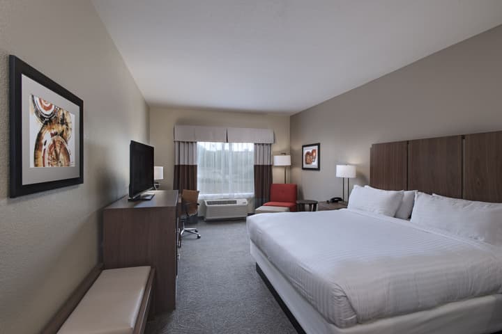 Holiday Inn Express & Suites Austin NW - Four Points by IHG