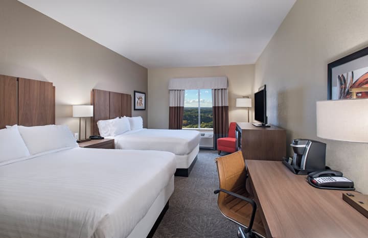 Holiday Inn Express & Suites Austin NW - Four Points by IHG