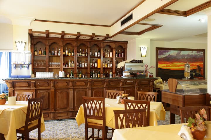 Hotel Mega Mare