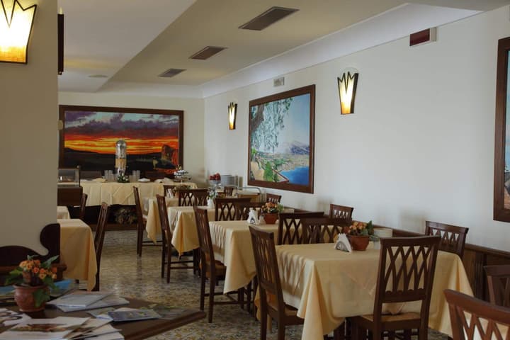 Hotel Mega Mare