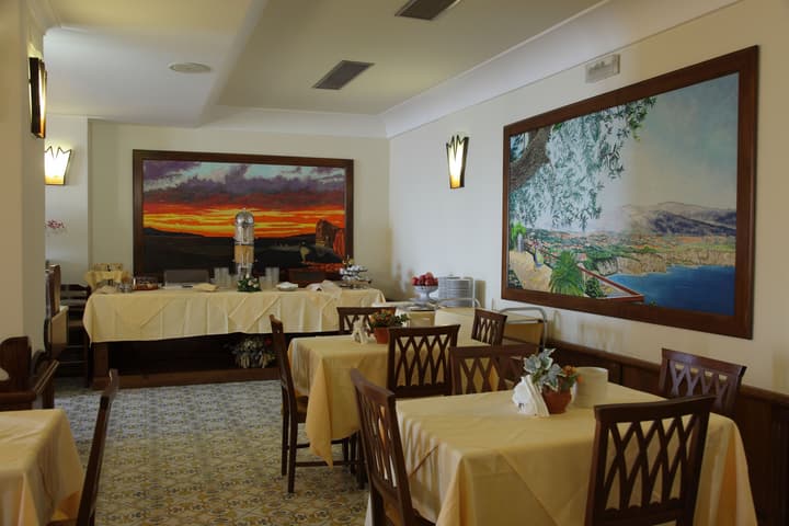Hotel Mega Mare