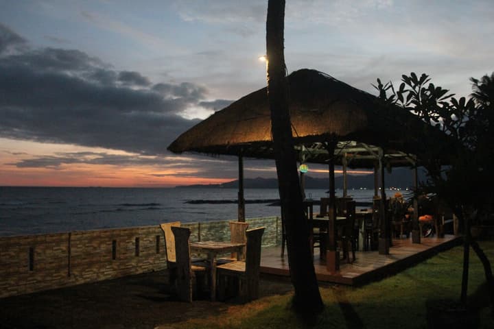 Temple Cafe & Seaside Cottages