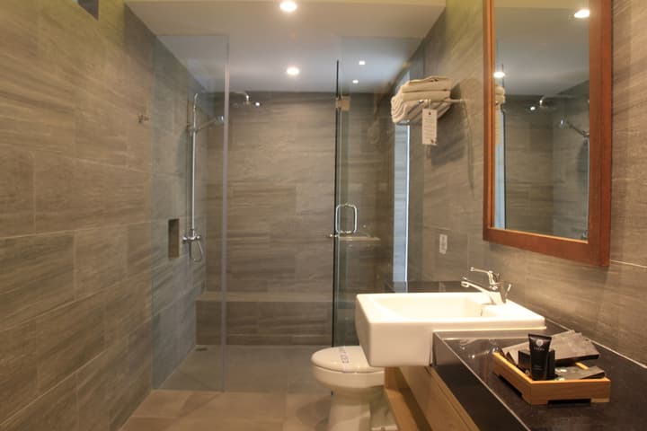The Cakra Hotel