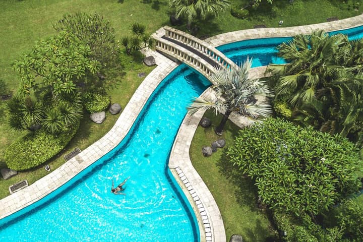 The Cakra Hotel