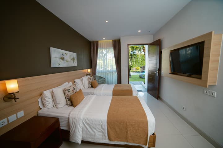The Cakra Hotel