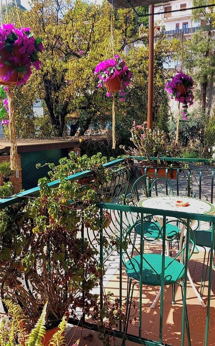 B&B Rosangela