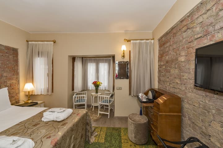 By Murat Royal Hotels